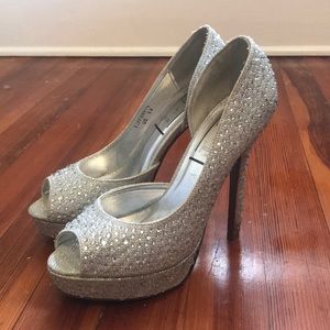 Diamond stud prom shoes
